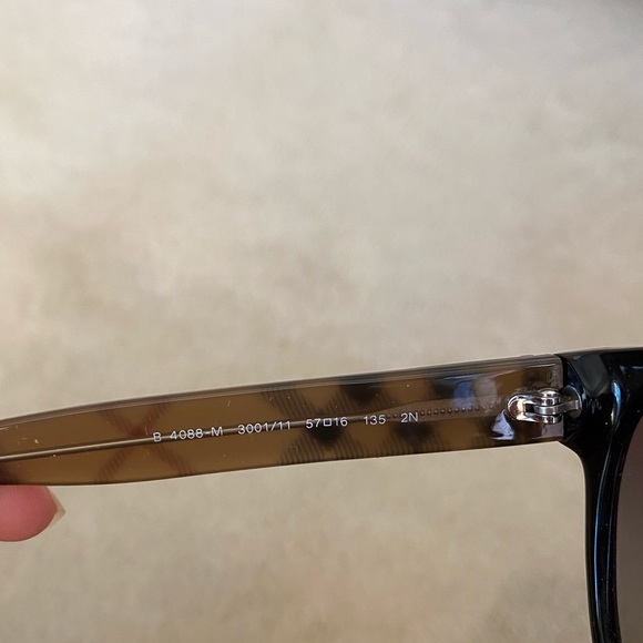 Burberry sunglasses B 4088-M main image 4
